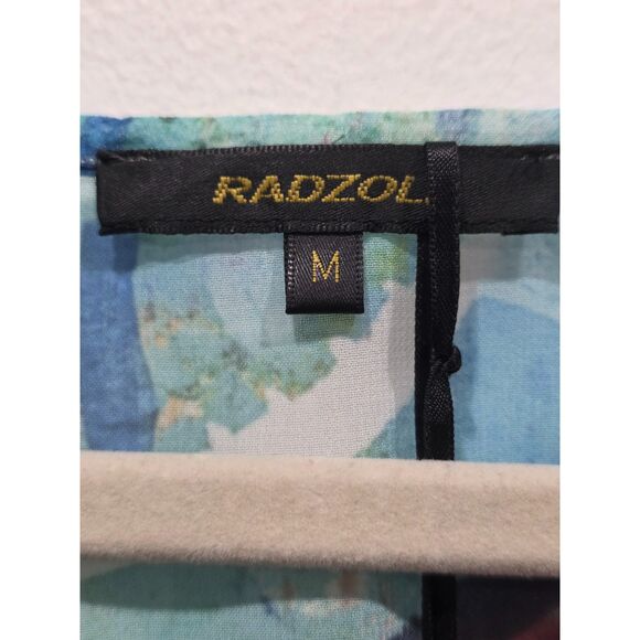 New! Radzoli Abstract Artsy Face Sheer Layering Top Shark Bite Hem Boho, M - Picture 6 of 7